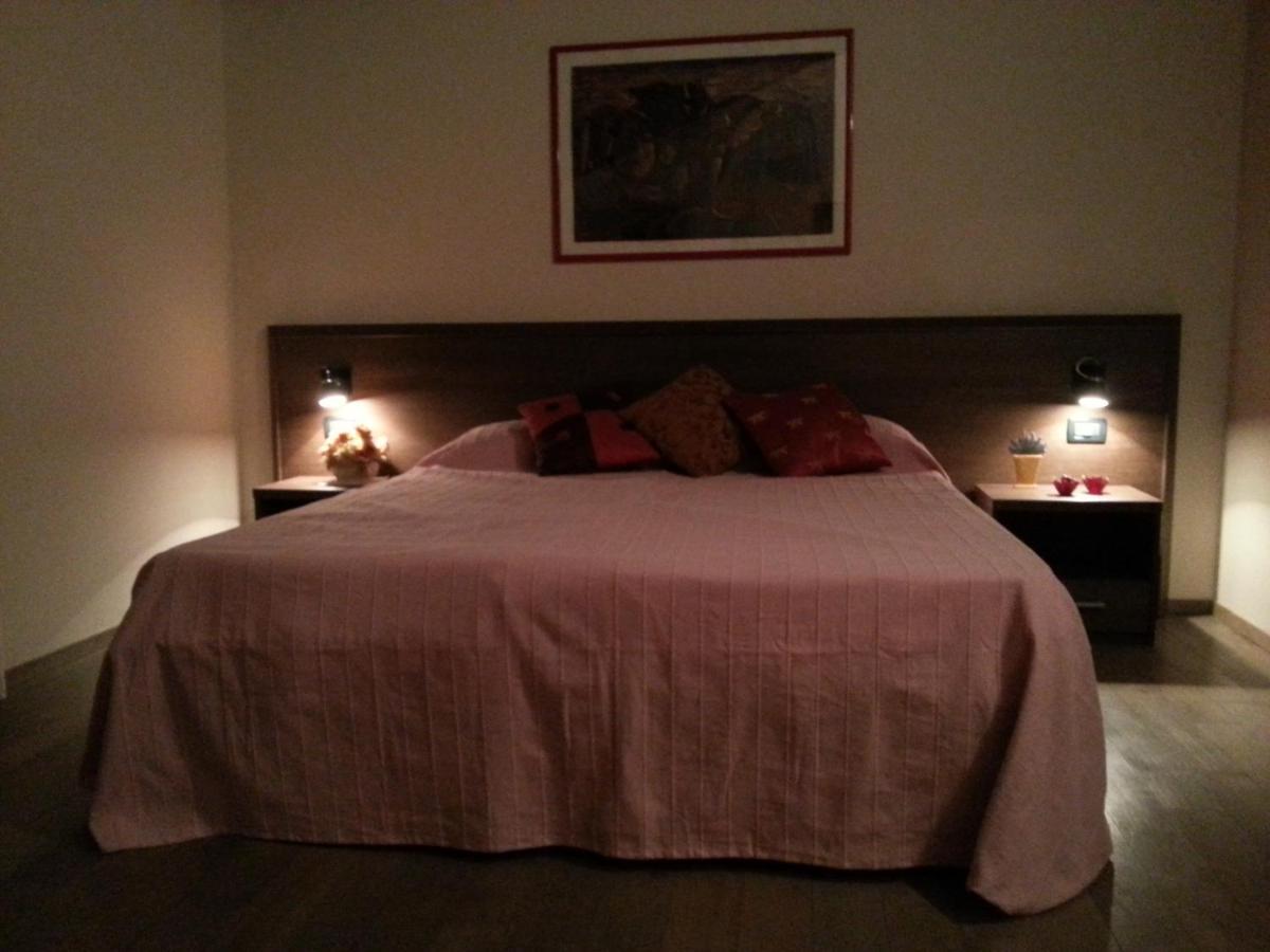 Hotel La Vecchia Reggio Reggio Emilia Quarto foto